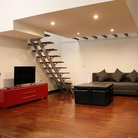 Cozy & Large Loft Famagosta Daire Milano Dış mekan fotoğraf
